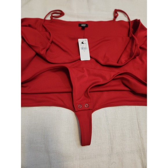 NWT Express Women's XL Red Spaghetti Strap V-Neck Bodysuit - Picture 6 of 11